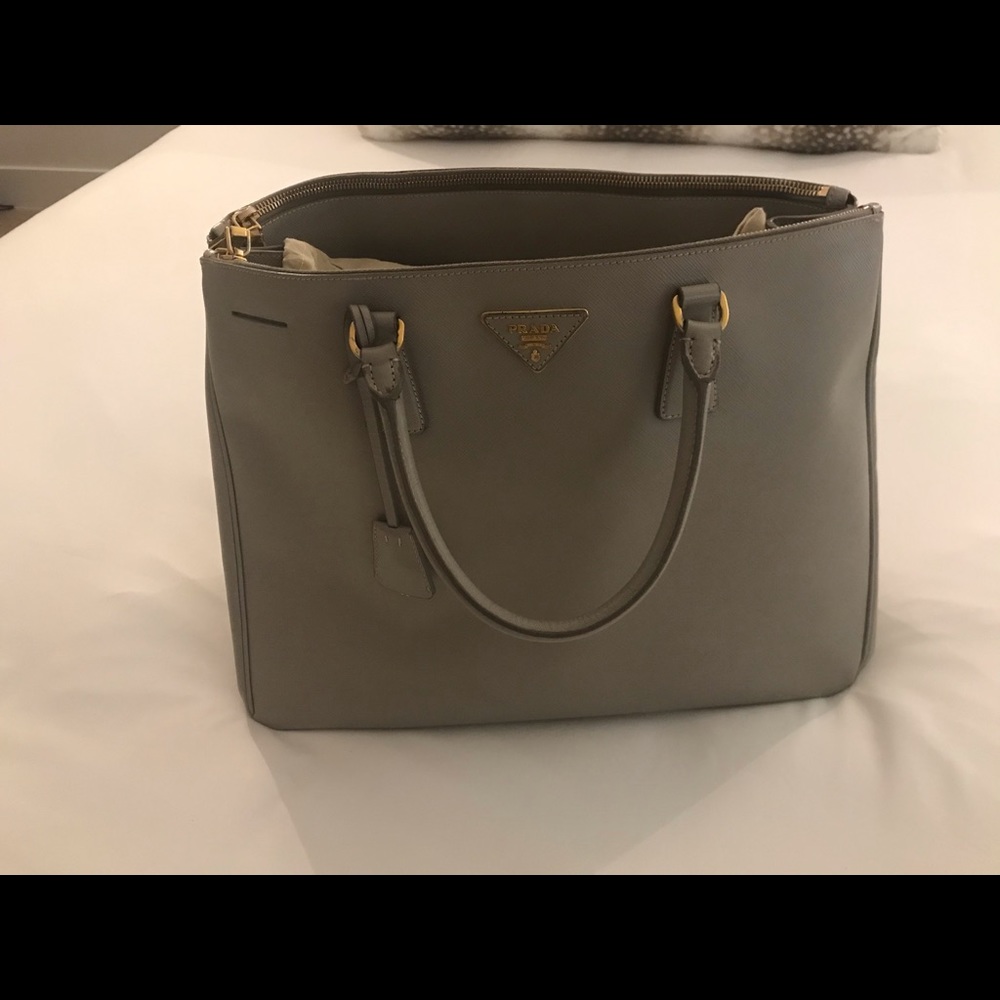 Handbag - Picture 4 of 4